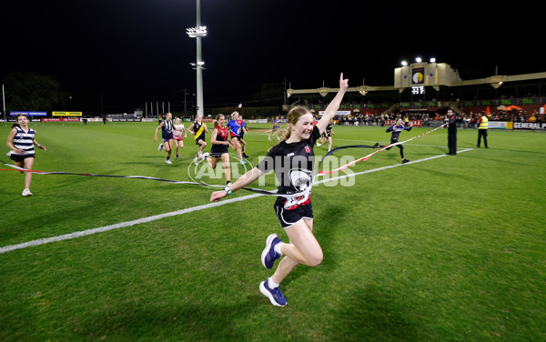AFLW 2024 Round 07 - St Kilda v GWS - A-55209741