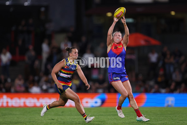 AFLW 2024 Round 07 - Adelaide v Melbourne - A-55215816
