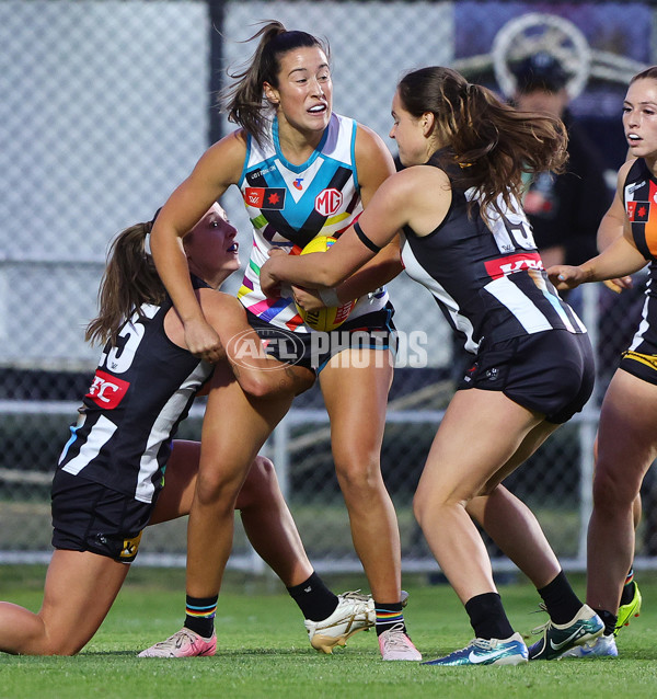 AFLW 2024 Round 07 - Port Adelaide v Collingwood - A-55221170