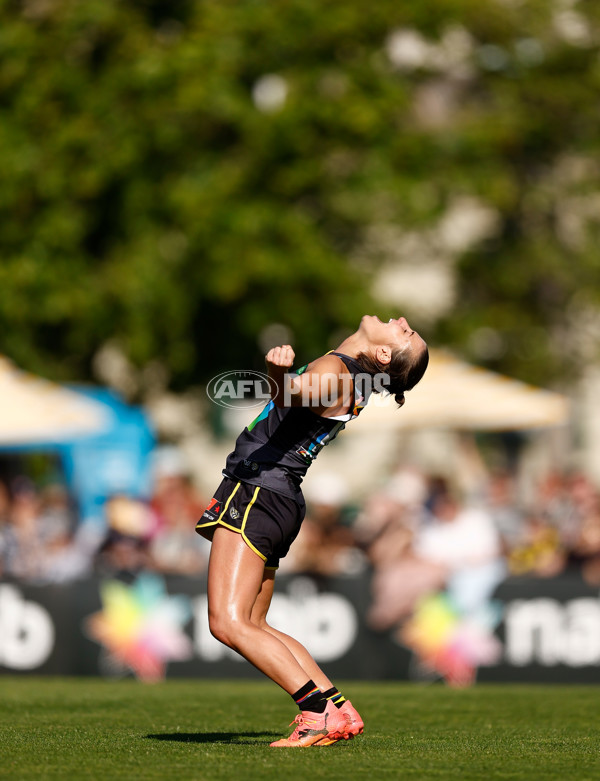 AFLW 2024 Round 07 - Richmond v Geelong - A-55250885