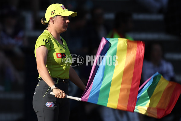 AFLW 2024 Round 07 - Fremantle v Carlton - A-55255714