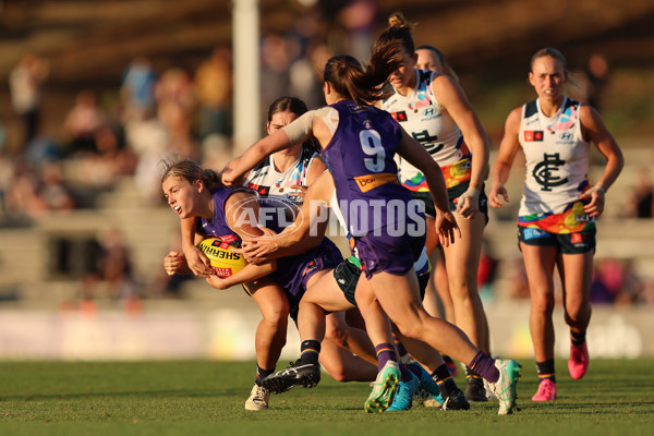 AFLW 2024 Round 07 - Fremantle v Carlton - A-55258640