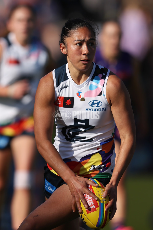 AFLW 2024 Round 07 - Fremantle v Carlton - A-55262145