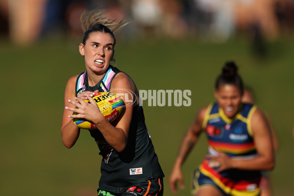 AFLW 2024 Round 07 - GWS v Adelaide - A-55278030