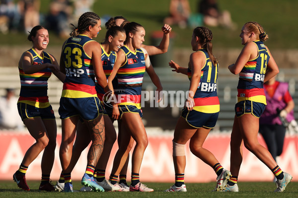 AFLW 2024 Round 07 - GWS v Adelaide - A-55278696