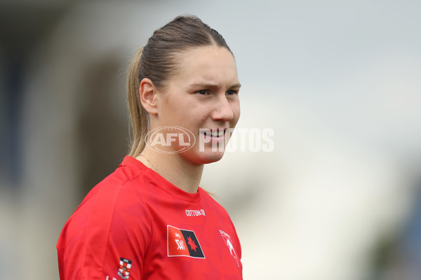 AFLW 2024 Round 08 - Sydney v Gold Coast - A-55344372