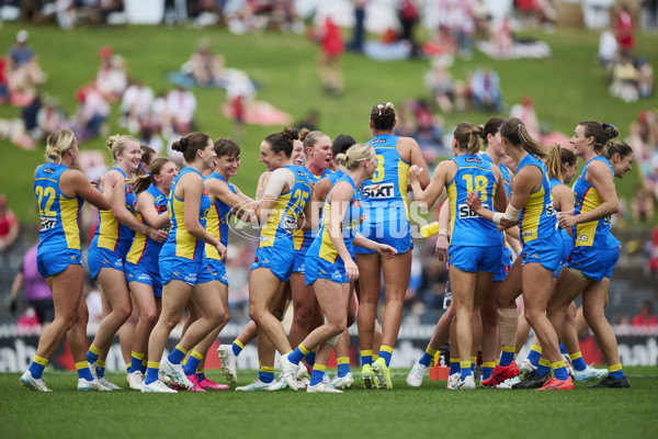AFLW 2024 Round 08 - Sydney v Gold Coast - A-55344457