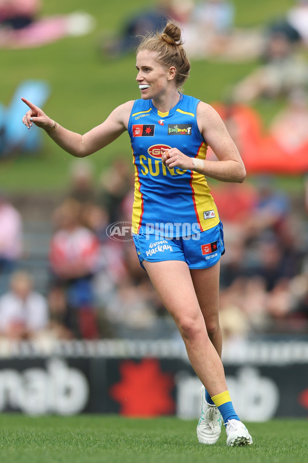 AFLW 2024 Round 08 - Sydney v Gold Coast - A-55347004