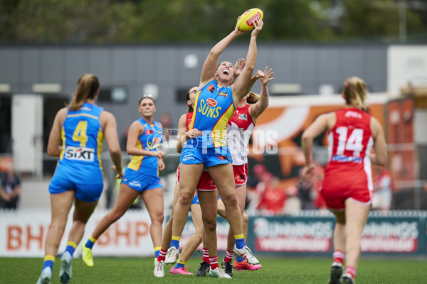 AFLW 2024 Round 08 - Sydney v Gold Coast - A-55348811