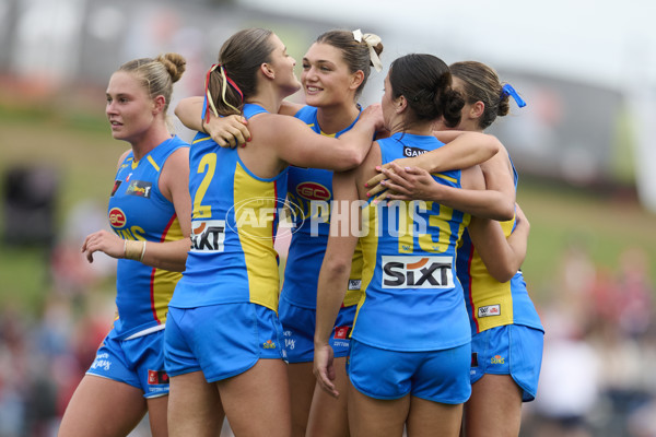 AFLW 2024 Round 08 - Sydney v Gold Coast - A-55348892