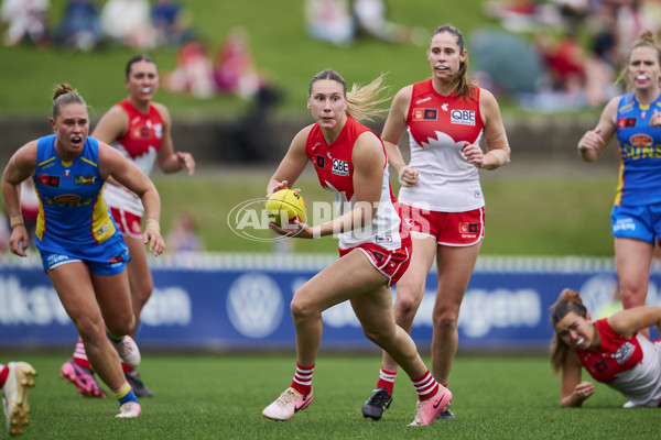 AFLW 2024 Round 08 - Sydney v Gold Coast - A-55349499