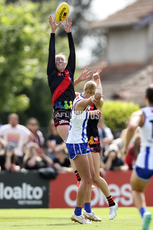 AFLW 2024 Round 08 - Essendon v North Melbourne - A-55378001