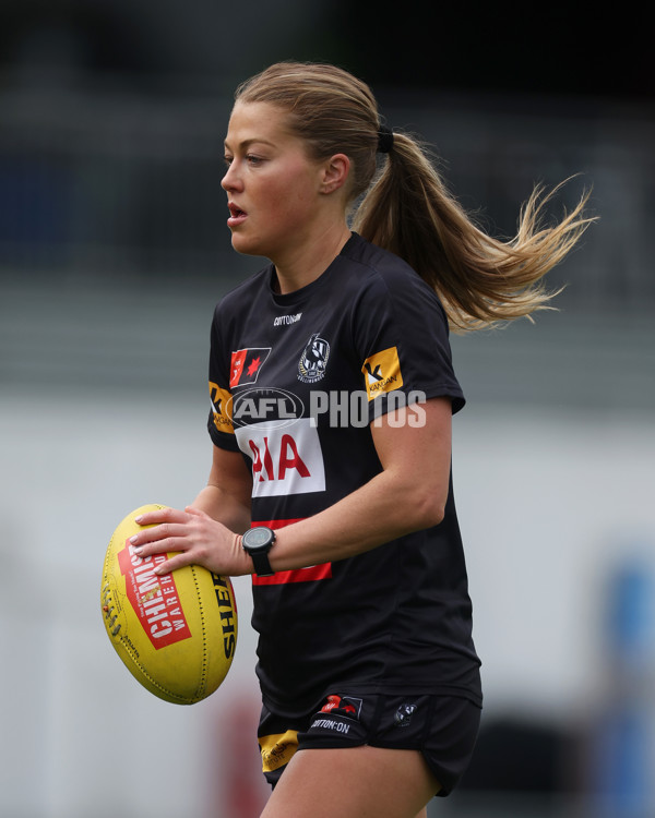 AFLW 2024 Round 08 - Collingwood v Adelaide - A-55378075
