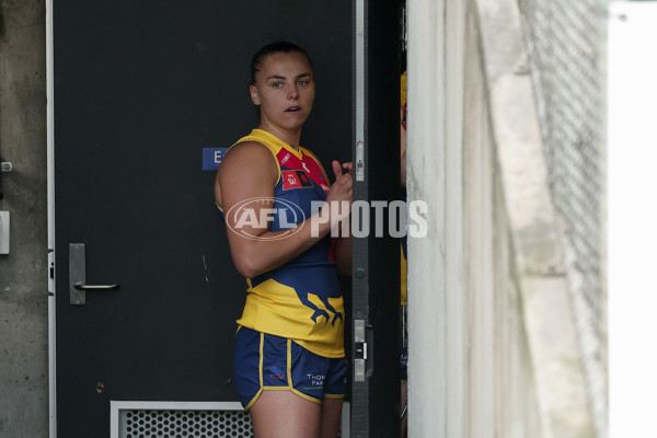 AFLW 2024 Round 08 - Collingwood v Adelaide - A-55383703