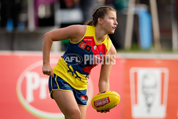 AFLW 2024 Round 08 - Collingwood v Adelaide - A-55386384