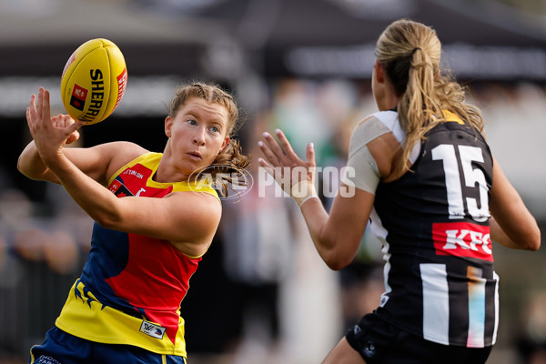 AFLW 2024 Round 08 - Collingwood v Adelaide - A-55386393