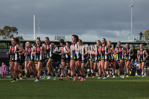 AFLW 2024 Round 08 - Collingwood v Adelaide - A-55386449