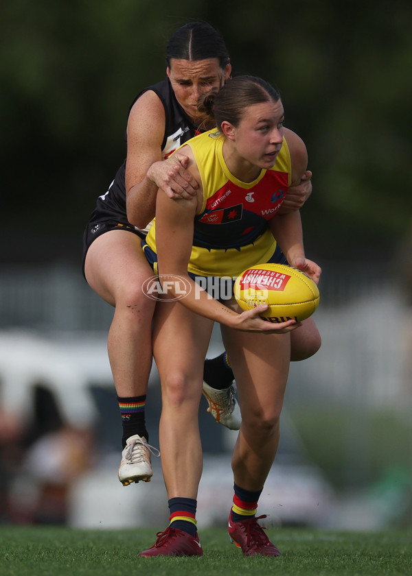 AFLW 2024 Round 08 - Collingwood v Adelaide - A-55387308