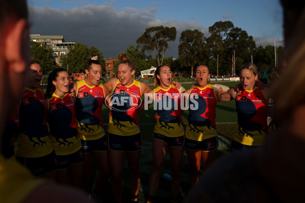AFLW 2024 Round 08 - Collingwood v Adelaide - A-55387387