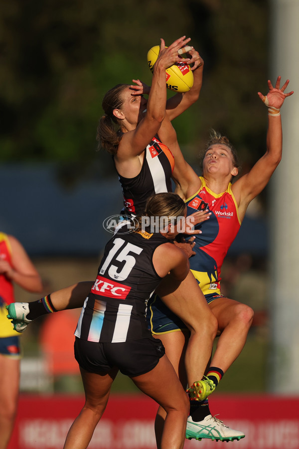 AFLW 2024 Round 08 - Collingwood v Adelaide - A-55388980