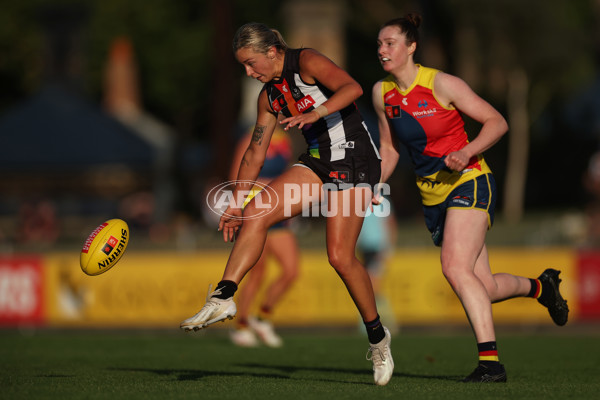 AFLW 2024 Round 08 - Collingwood v Adelaide - A-55391354
