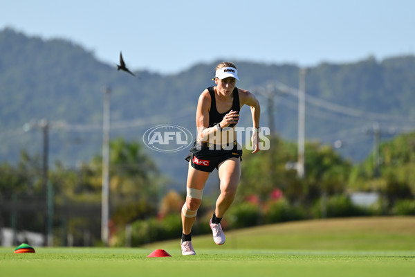 AFLW 2024 Round 09 - Hawthorn v Narrm - A-55399191
