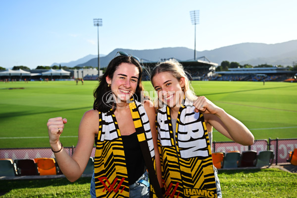 AFLW 2024 Round 09 - Hawthorn v Narrm - A-55399194