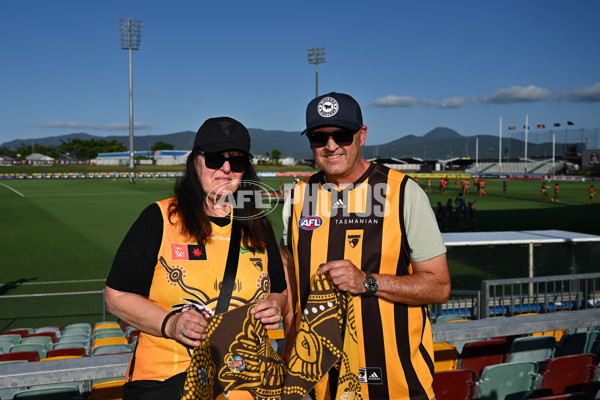 AFLW 2024 Round 09 - Hawthorn v Narrm - A-55431045