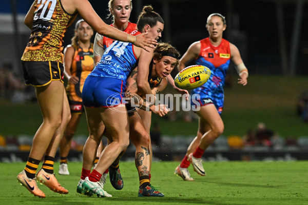 AFLW 2024 Round 09 - Hawthorn v Narrm - A-55431082