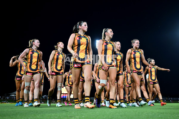 AFLW 2024 Round 09 - Hawthorn v Narrm - A-55431088