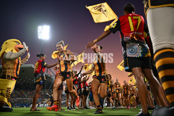 AFLW 2024 Round 09 - Hawthorn v Narrm - A-55442944