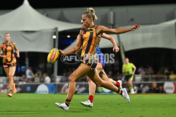 AFLW 2024 Round 09 - Hawthorn v Narrm - A-55442969