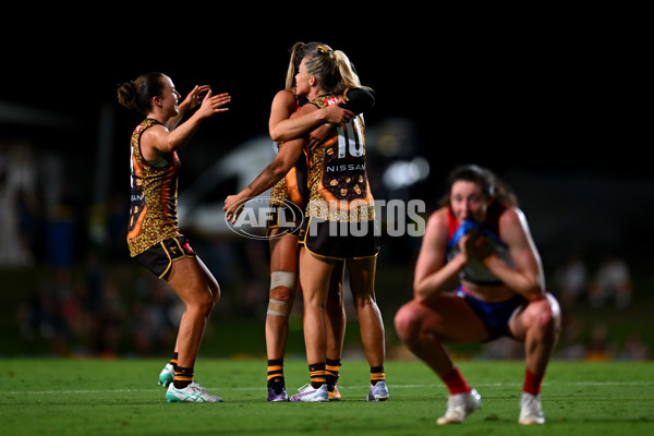 AFLW 2024 Round 09 - Hawthorn v Narrm - A-55442998