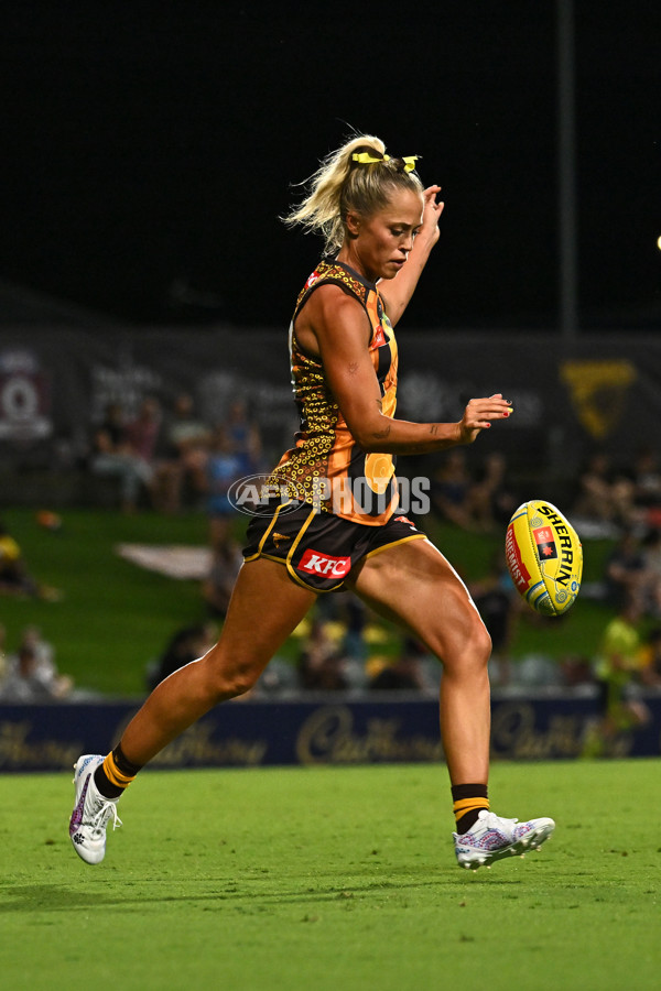 AFLW 2024 Round 09 - Hawthorn v Narrm - A-55453747