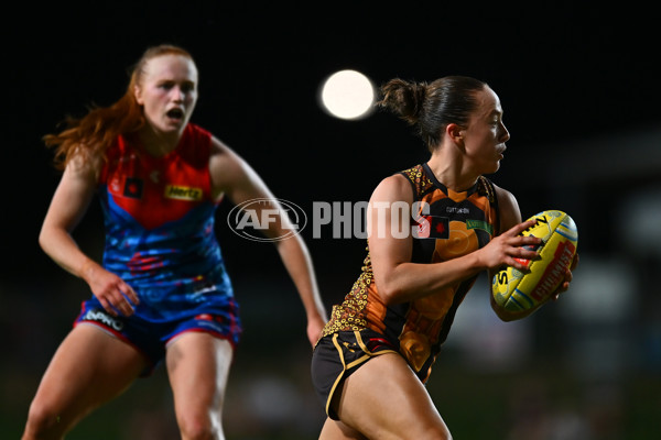 AFLW 2024 Round 09 - Hawthorn v Narrm - A-55453819