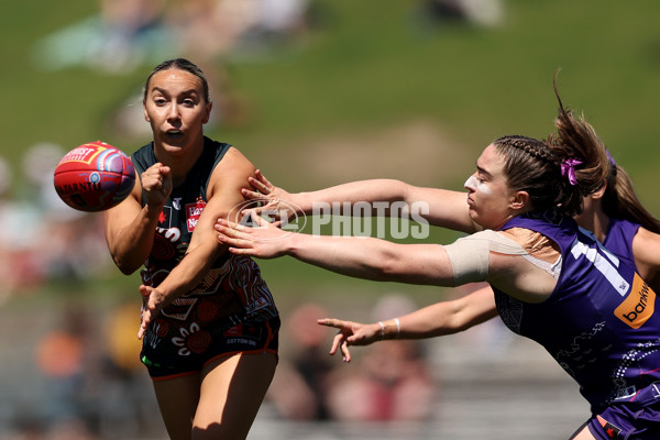 AFLW 2024 Round 09 - GWS v Walyalup - A-55464539