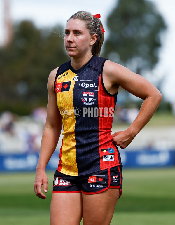 AFLW 2024 Round 09 - Western Bulldogs v Euro-Yroke - A-55490907