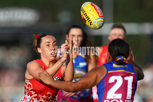 AFLW 2024 Round 09 - Brisbane v Sydney - A-55498340