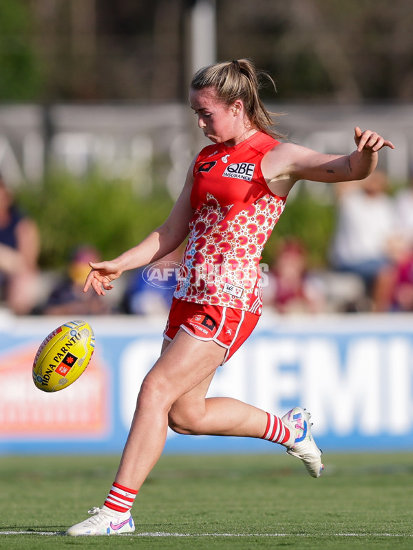 AFLW 2024 Round 09 - Brisbane v Sydney - A-55498367