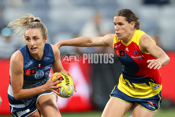 AFLW 2024 Round 10 - Geelong v Kuwarna - A-55548779