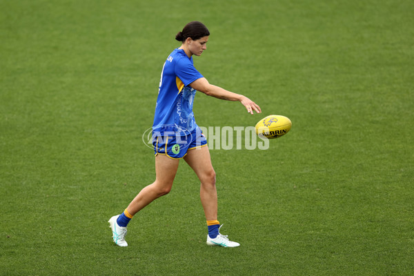 AFLW 2024 Round 10 - Sydney v Waalitj Marawar - A-55554762