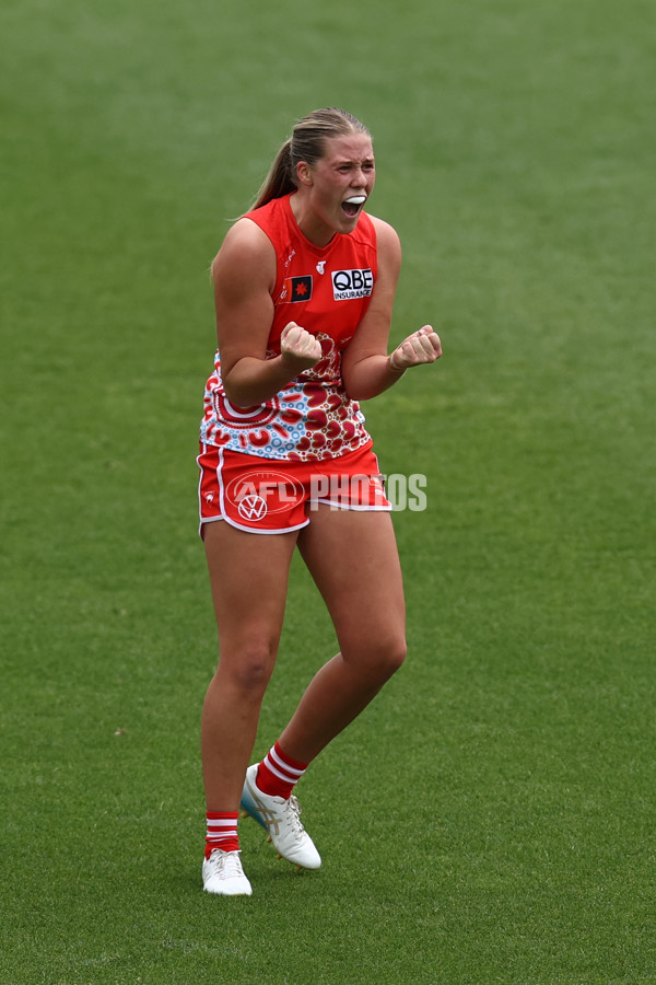 AFLW 2024 Round 10 - Sydney v Waalitj Marawar - A-55556763