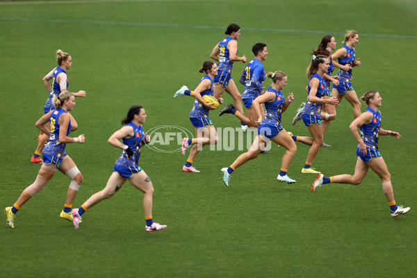 AFLW 2024 Round 10 - Sydney v Waalitj Marawar - A-55556910