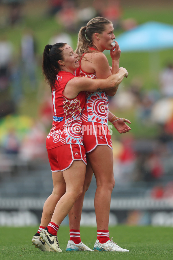 AFLW 2024 Round 10 - Sydney v Waalitj Marawar - A-55564454