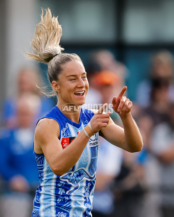 AFLW 2024 Round 10 - North Melbourne v Gold Coast - A-55564995