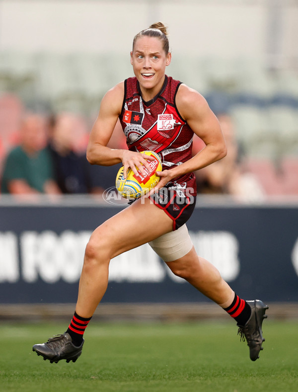 AFLW 2024 Round 10 - Carlton v Essendon - A-55569474