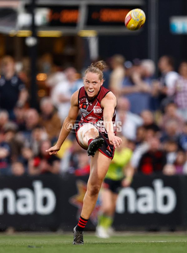AFLW 2024 Round 10 - Carlton v Essendon - A-55570338