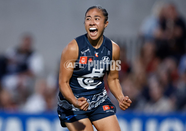 AFLW 2024 Round 10 - Carlton v Essendon - A-55571729
