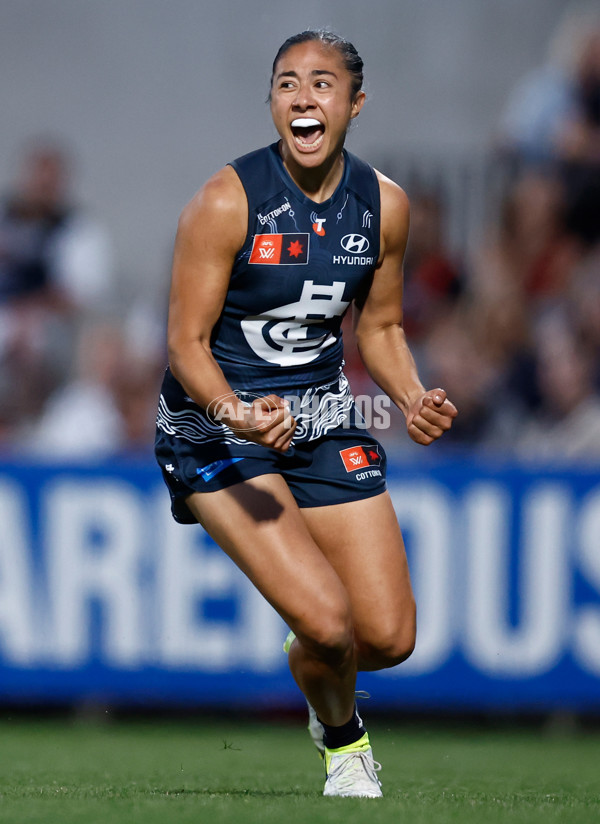 AFLW 2024 Round 10 - Carlton v Essendon - A-55571734