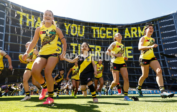 AFLW 2024 Round 10 - Richmond v Hawthorn - A-55585591
